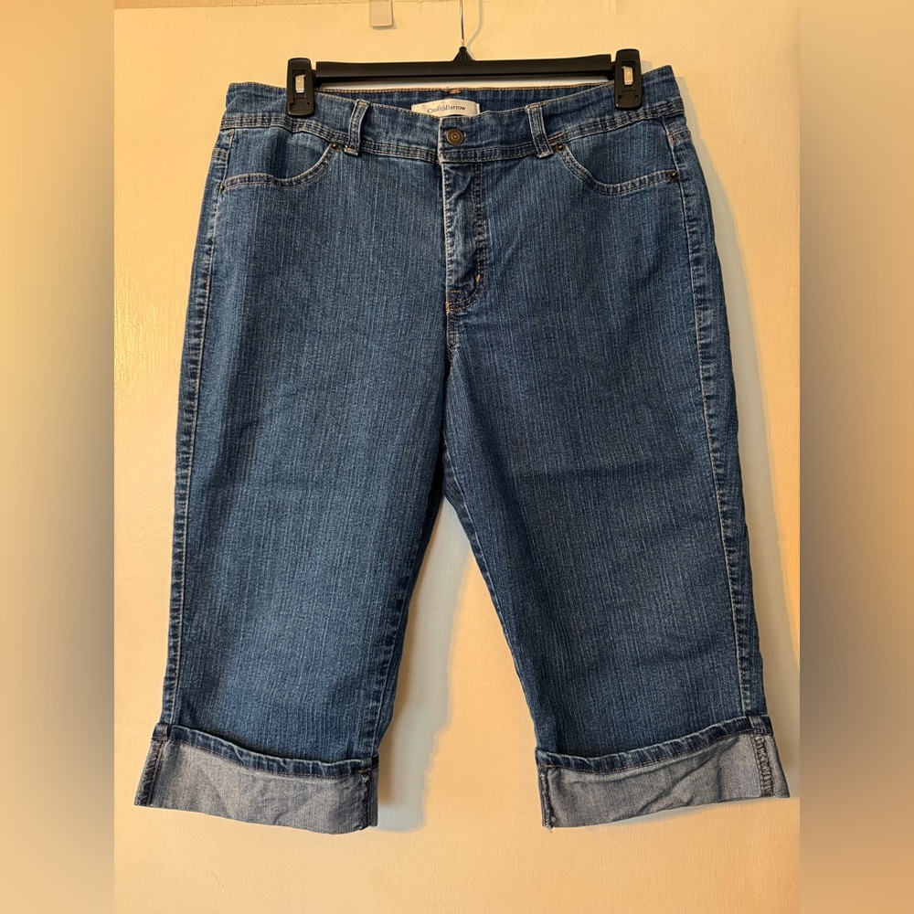 Croft & Barrow Women's Rolled Cuff Denim Capris Size 16